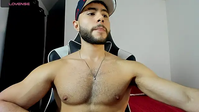 Snapshot of bryan_mugn chatting on 11-21-25, 03:05 bryan mugn online show from 11-21-25, 03:05