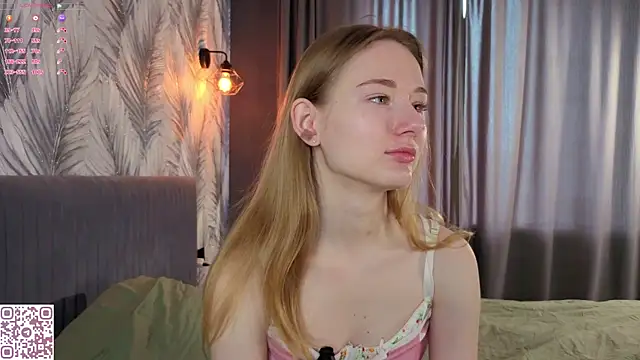 ElvinaRose online show from 04-25-26, 04:26