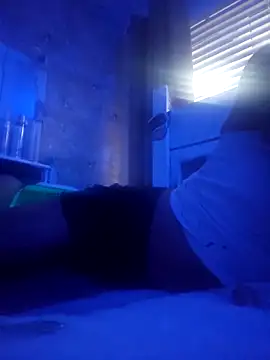 Snapshot of Tannedtattooed69 chatting on 09-29-25, 06:07 Tannedtattooed69 online show from 09-29-25, 06:07