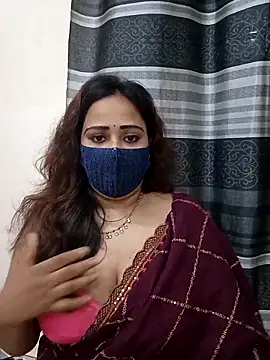 Snapshot of Mow_955 chatting on 09-28-25, 06:13 Mow 955 online show from 09-28-25, 06:13