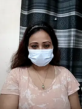 Snapshot of Mow_955 chatting on 10-21-25, 06:30 Mow 955 online show from 10-21-25, 06:30