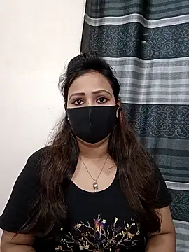 Snapshot of Mow_955 chatting on 10-25-25, 07:19 Mow 955 online show from 10-25-25, 07:19