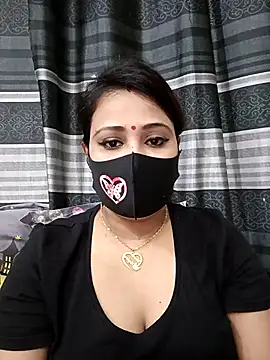 Snapshot of Mow_955 chatting on 11-09-25, 06:28 Mow 955 online show from 11-09-25, 06:28