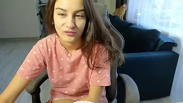 BelleWild online show from 10-01-25, 05:13