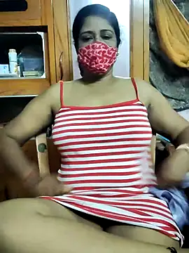 Snapshot of Rupali201 chatting on 09-10-25, 02:39 Rupali201 online show from 09-10-25, 02:39