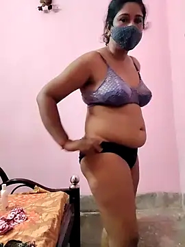 Snapshot of Rupali201 chatting on 09-29-25, 04:17 Rupali201 online show from 09-29-25, 04:17