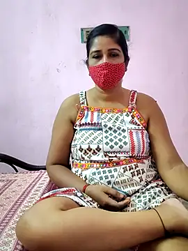 Snapshot of Rupali201 chatting on 10-30-25, 04:25 Rupali201 online show from 10-30-25, 04:25