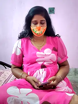 Snapshot of Rupali201 chatting on 11-13-25, 07:07 Rupali201 online show from 11-13-25, 07:07