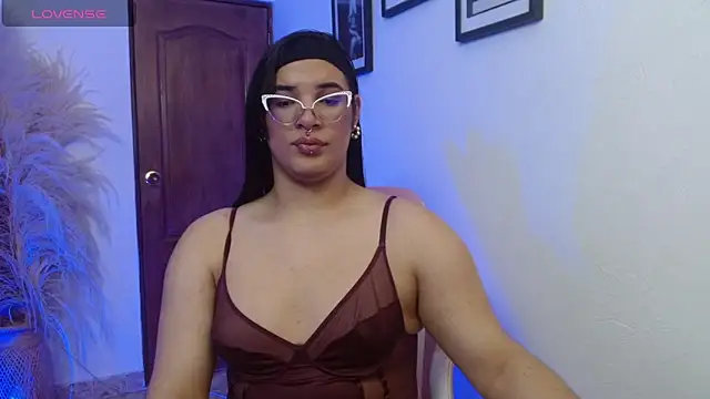 Valen Sampaio online show from 10-10-25, 12:26