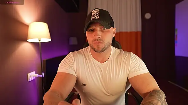 RikAdlerr online show from 04-01-26, 04:04