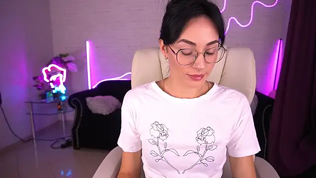 EviLune online show from 09-30-25, 06:29