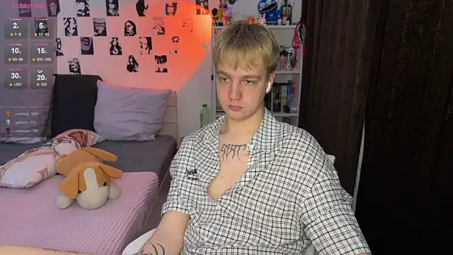 Snapshot of olivertasty chatting on 11-25-25, 06:52 olivertasty online show from 11-25-25, 06:52