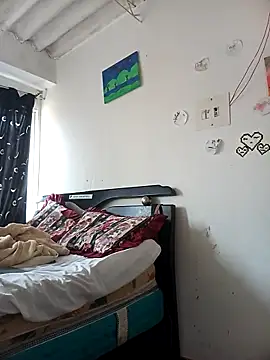 SharonDustLove online show from 10-16-25, 02:18