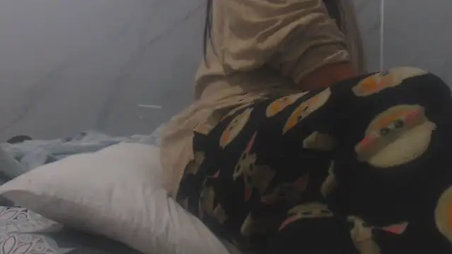 Snapshot of sabrina_v_ chatting on 11-30-25, 04:22 sabrina v online show from 11-30-25, 04:22