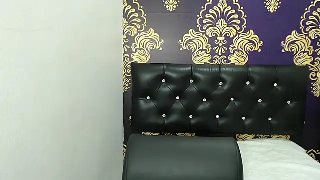 Snapshot of BigBoobs_Goddess chatting on 10-11-25, 11:20 BigBoobs Goddess online show from 10-11-25, 11:20