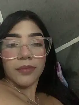 Snapshot of ElaRose_12 chatting on 11-25-25, 06:52 ElaRose 12 online show from 11-25-25, 06:52