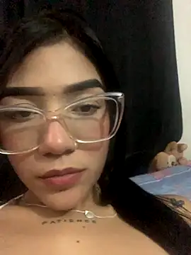 Snapshot of ElaRose_12 chatting on 11-28-25, 07:38 ElaRose 12 online show from 11-28-25, 07:38