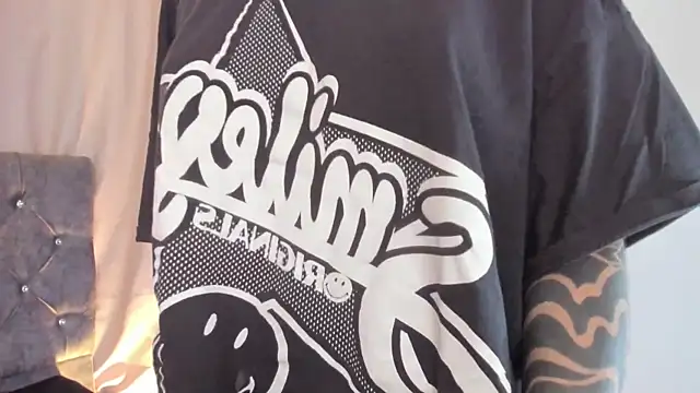 kaylee lee online show from 12-19-25, 04:30