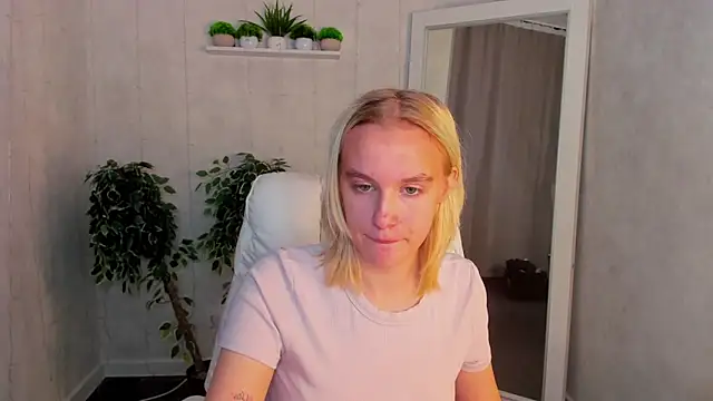 Carolin Miller online show from 09-29-25, 08:41