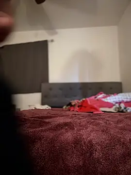 Snapshot of himNIGuys chatting on 09-17-25, 10:22 himNIGuys online show from 09-17-25, 10:22