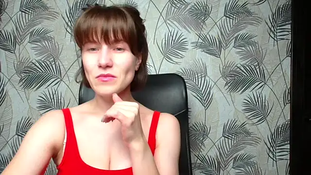 Kelly Kisss online show from 09-20-25, 05:14