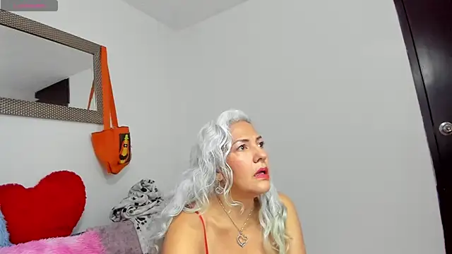 marilyn70 online show from 10-28-25, 10:45