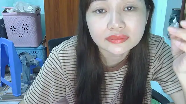 Uhem112 online show from 10-09-25, 01:20