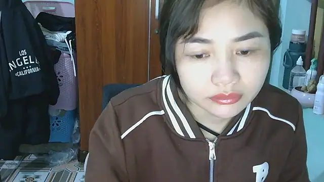 Uhem112 online show from 11-24-25, 01:11