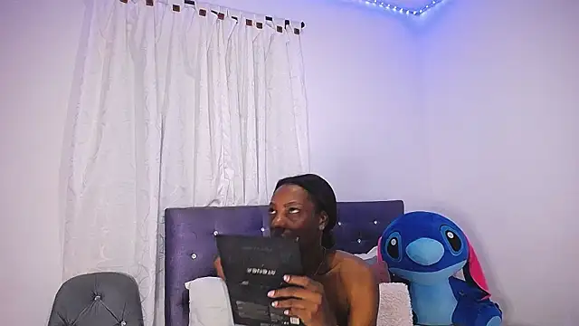 BryanaSmith21 online show from 10-21-25, 01:34