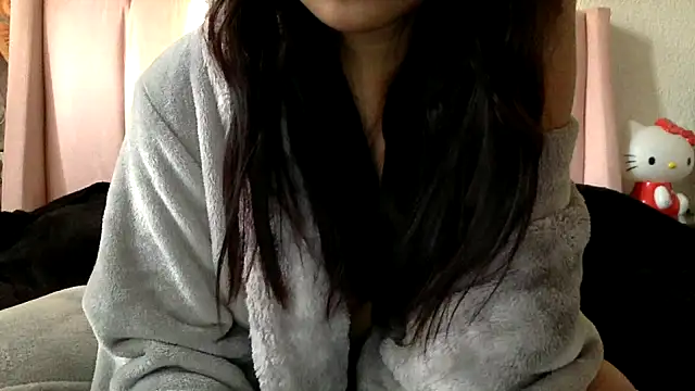 Snapshot of Akanett_cxtt chatting on 10-29-25, 11:17 Akanett cxtt online show from 10-29-25, 11:17