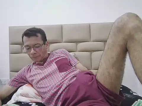 skinnylatino51 online show from 11-23-25, 12:54