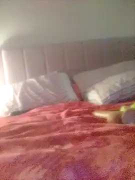 Snapshot of Skater1287 chatting on 10-14-25, 06:03 Skater1287 online show from 10-14-25, 06:03