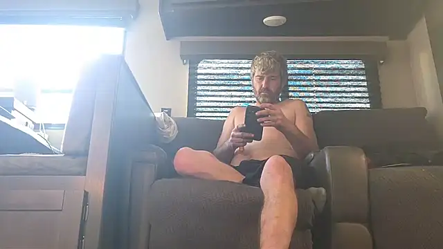 Snapshot of Cobra500hp@xh chatting on 11-17-25, 08:36 Cobra500hpxh online show from 11-17-25, 08:36