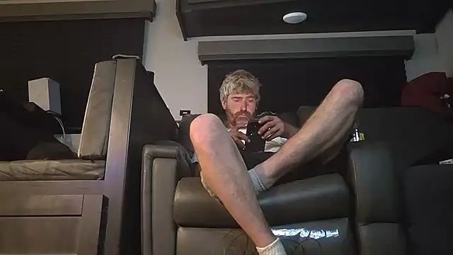 Snapshot of Cobra500hp@xh chatting on 11-18-25, 09:03 Cobra500hpxh online show from 11-18-25, 09:03