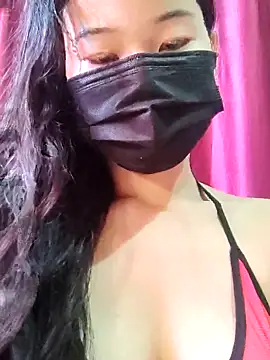 Snapshot of sia_143 chatting on 11-26-25, 04:46 sia 143 online show from 11-26-25, 04:46