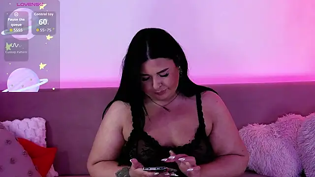 oliviathea online show from 11-28-25, 01:41