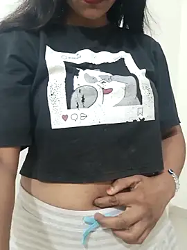 Snapshot of Siya5690 chatting on 12-04-25, 06:49 Siya5690 online show from 12-04-25, 06:49