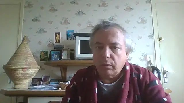 Snapshot of gegevincent chatting on 10-21-25, 12:28 gegevincent online show from 10-21-25, 12:28