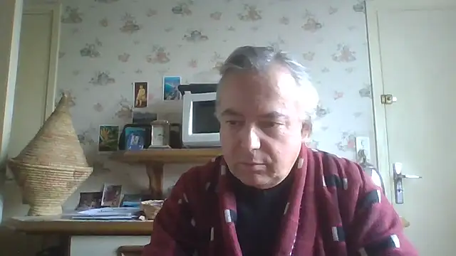 Snapshot of gegevincent chatting on 11-29-25, 01:58 gegevincent online show from 11-29-25, 01:58