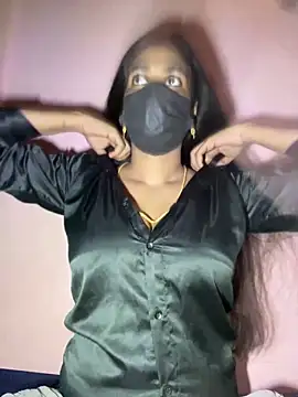 umairahaasan 1 online show from 04-09-26, 09:47