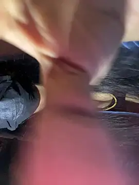 umairahaasan 1 online show from 04-10-26, 09:14