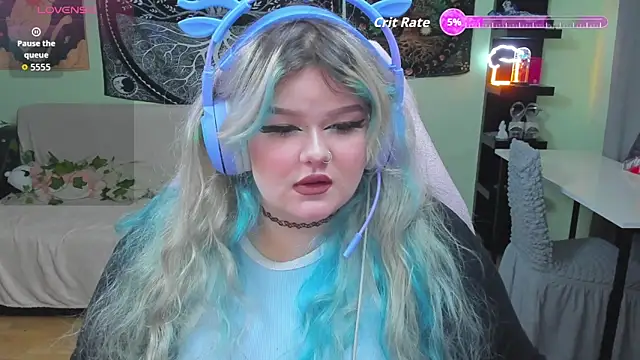 Snapshot of _CandyM1lky_ chatting on 11-29-25, 07:00 CandyM1lky online show from 11-29-25, 07:00