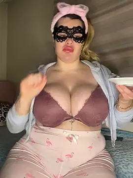 aydabella7777 online show from 04-12-26, 08:03