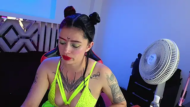  lucia 21 online show from 09-10-25, 07:25