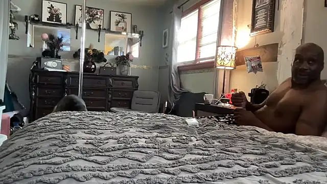 sexyred77713 online show from 03-06-26, 07:10