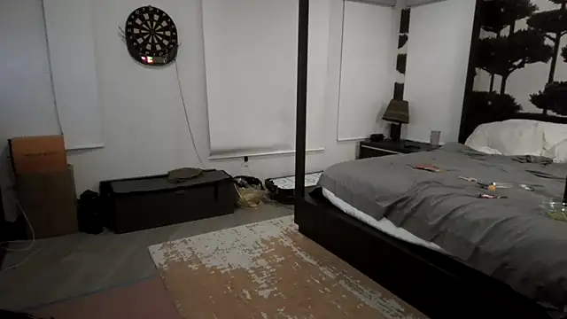 Snapshot of mjlove2000 chatting on 09-10-25, 05:51 mjlove2000 online show from 09-10-25, 05:51