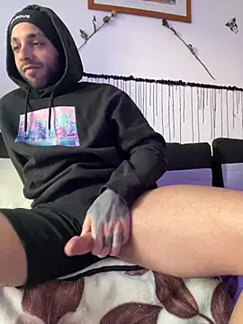 1Richrichard1 online show from 04-28-26, 07:13