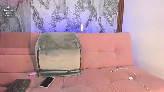 Snapshot of MiiaaCollinss chatting on 09-10-25, 03:12 MiiaaCollinss online show from 09-10-25, 03:12