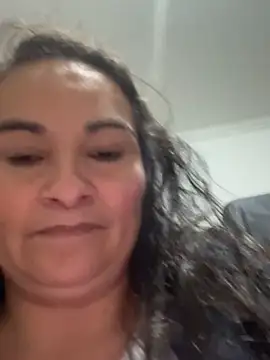 Snapshot of StefiAlizon70 chatting on 10-18-25, 02:25 StefiAlizon70 online show from 10-18-25, 02:25