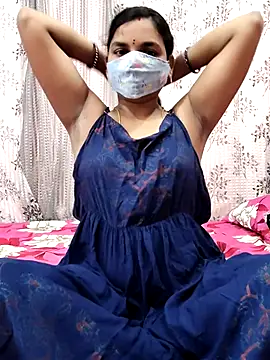 Snapshot of Lalitha-1995 chatting on 09-09-25, 06:24 Lalitha-1995 online show from 09-09-25, 06:24